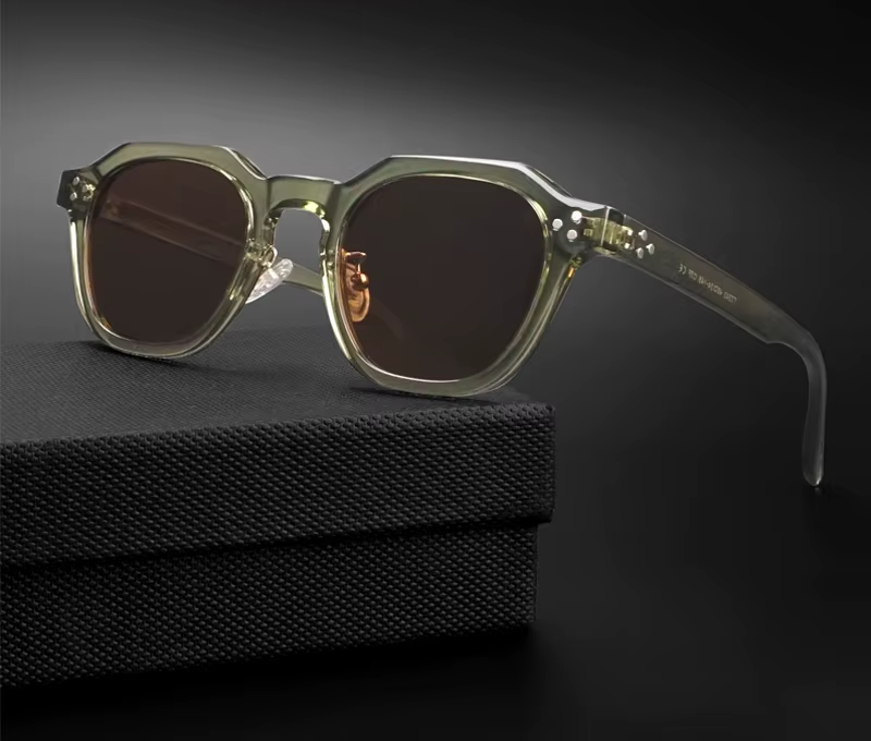 Retro Polarized Sunglasses – Ultralight TR90 Frame for Men & Women
