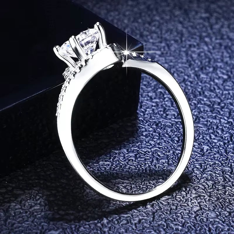 100% Genuine Certified 18K White Gold Rings round VVS 1 Carat Diamond Moissanite Rings Women Bride Wedding Band Fine Jewelry
