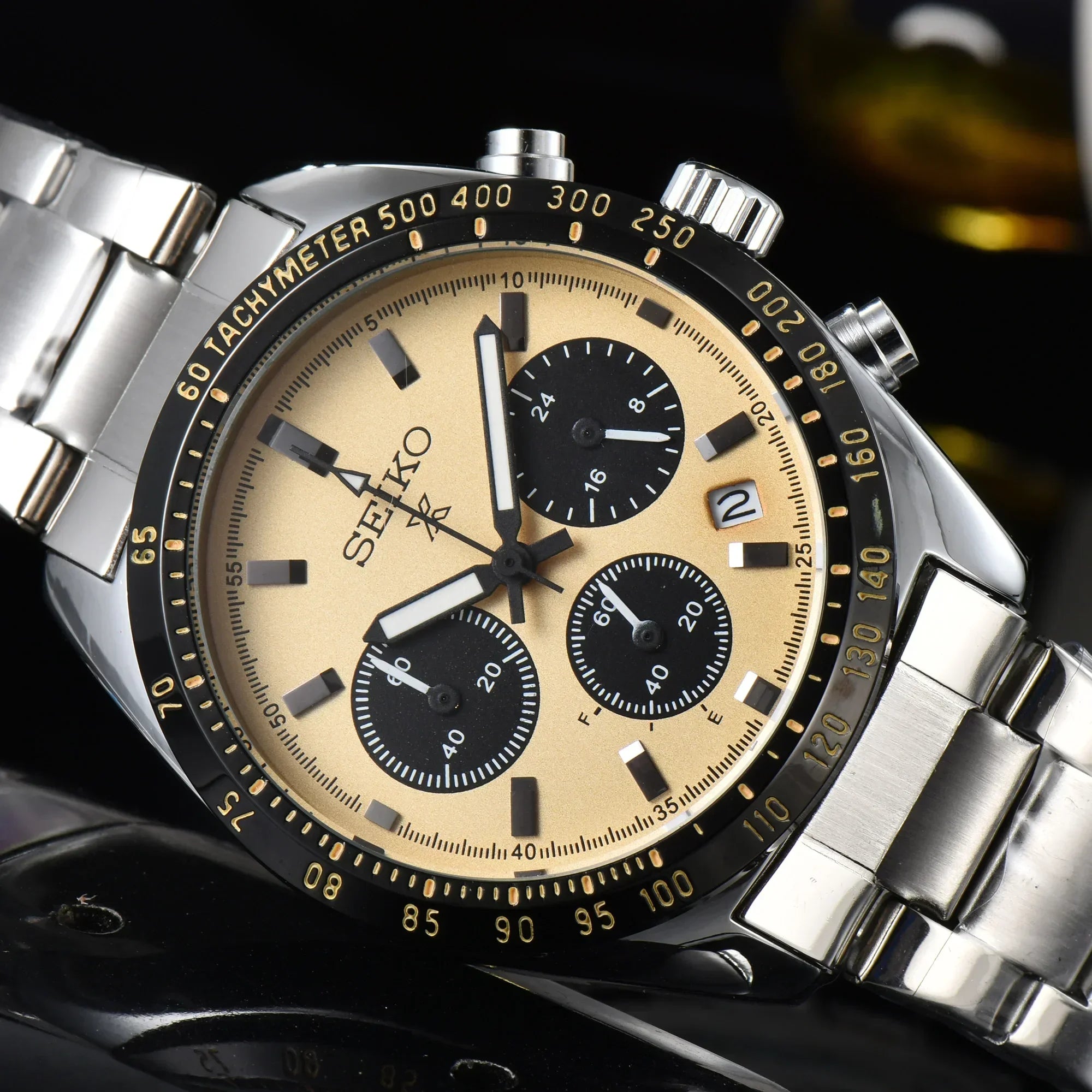 Luxury Quartz Chronograph – The Perfect Blend of Fashion, Business, and Sports