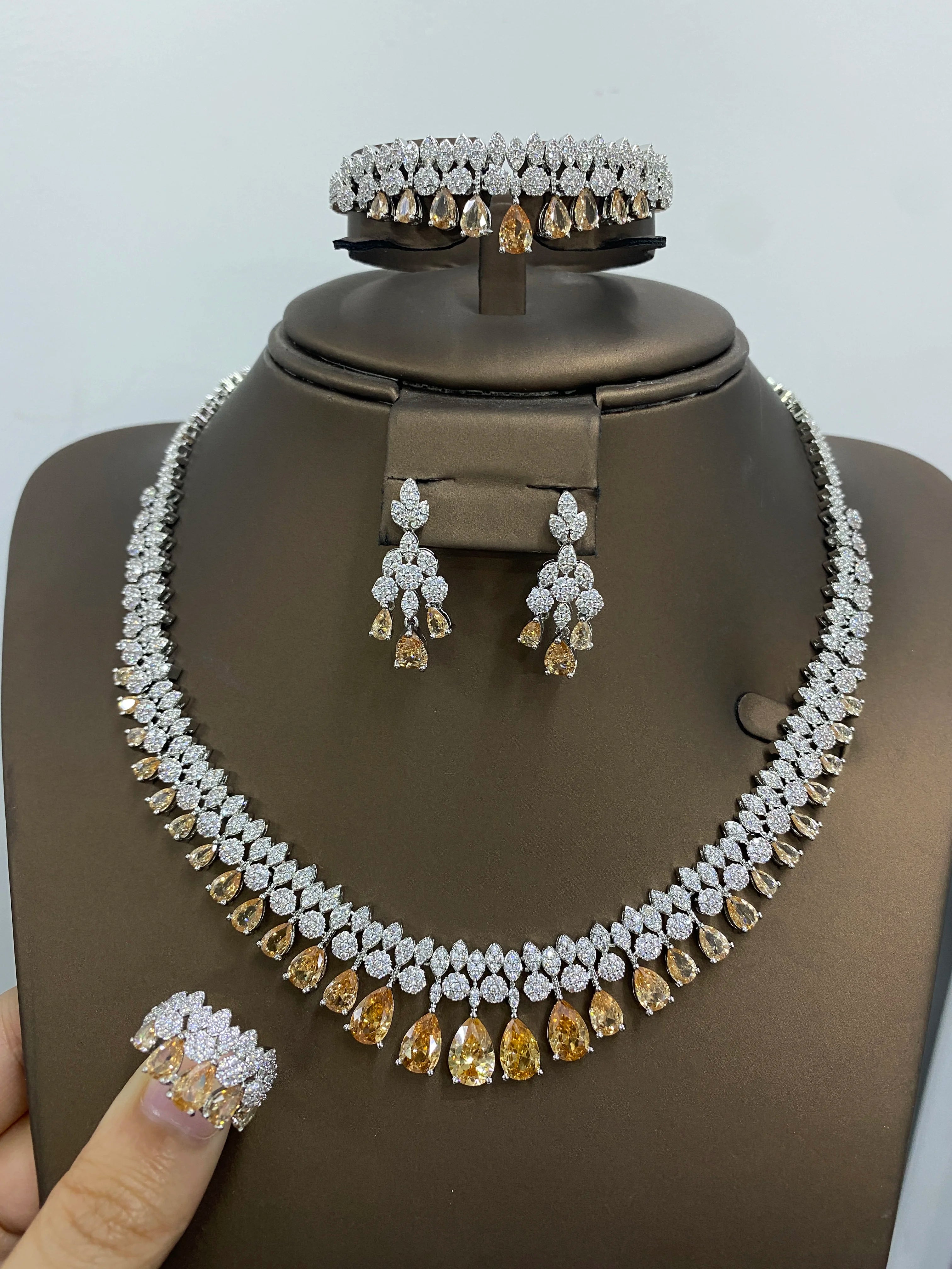Brides Accessories Tassel Water Drop Necklace Earring - Luxury White Cubic Zirconia Bridal Jewelry Set 4Pcs Set for Wedding Party