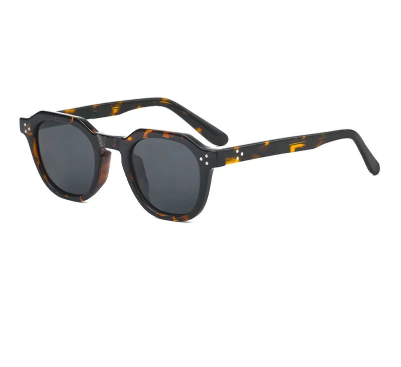 Retro Polarized Sunglasses – Ultralight TR90 Frame for Men & Women