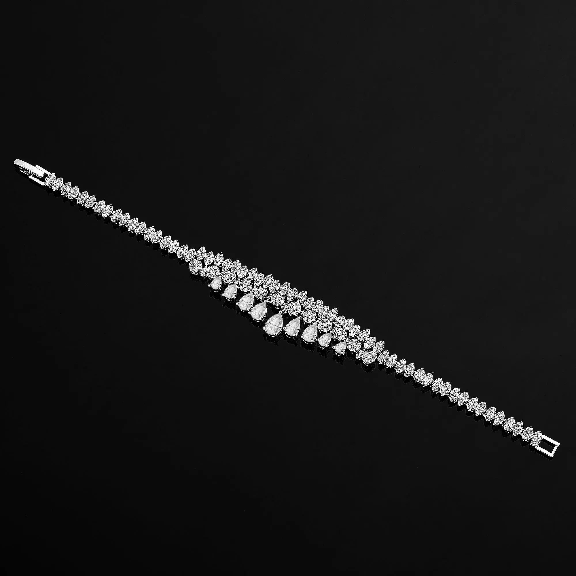 Brides Accessories Tassel Water Drop Necklace Earring - Luxury White Cubic Zirconia Bridal Jewelry Set 4Pcs Set for Wedding Party
