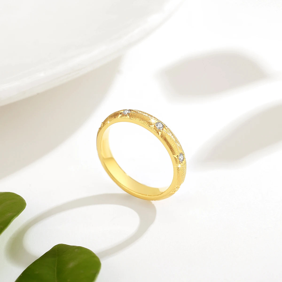 Dazzle Dime® 18K Gold Moissanite Vintage Brushed Ring | Timeless Buccherati Craftsmanship