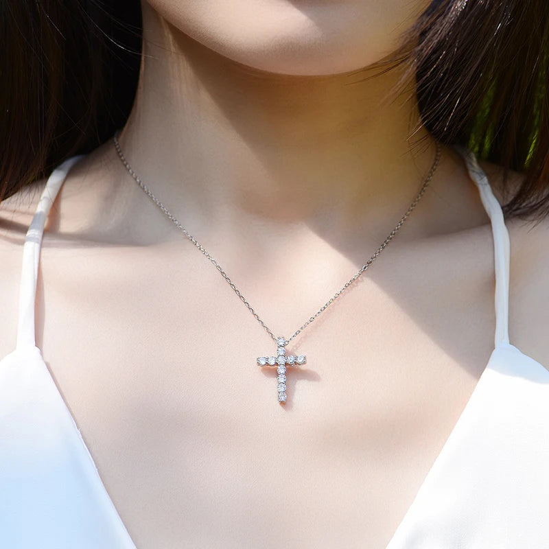 Dazzle Dime D Color VVS1 Moissanite Cross Pendant Necklace Hallmarked S925 Box Chain Design 18K Gold Plated Fine Necklaces for Women