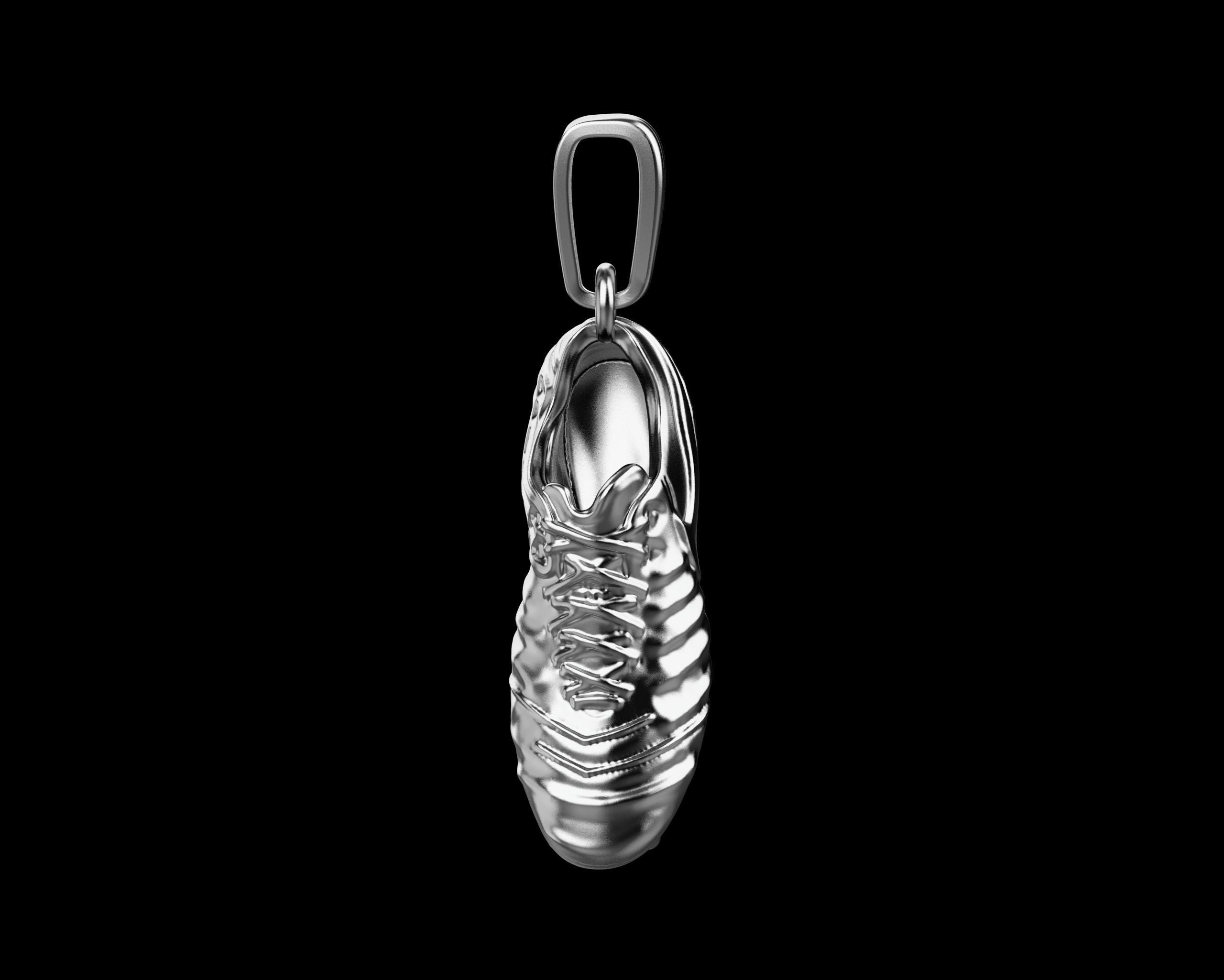 football-boot-pendant