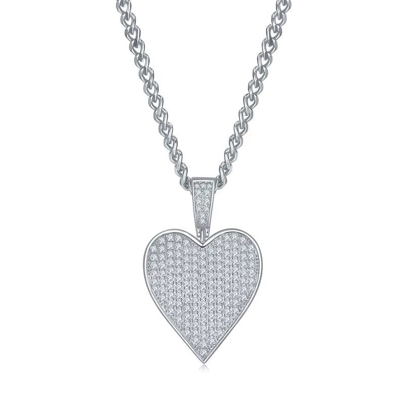 Hip-Hop Men’s Poker Hearts Necklace – 925 Sterling Silver with Moissanite Pendant