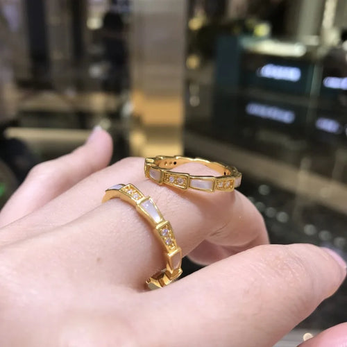 Dazzle Dime® 18K Gold Snake Ring | AU750 Gold with Mozambique White Mother of Pearl Inlay | Fashionable Women’s Jewelry Gift