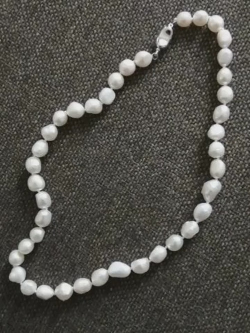 Dazzle Dime® AA Quality Freshwater Cultured Pearl Necklace – 8-9mm/9-10mm Pearls with Sterling Silver Clasp | Classic Strand for Women