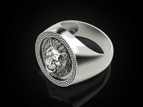 Dazzle Dime Lion Signet Ring DAZZLE DIME™