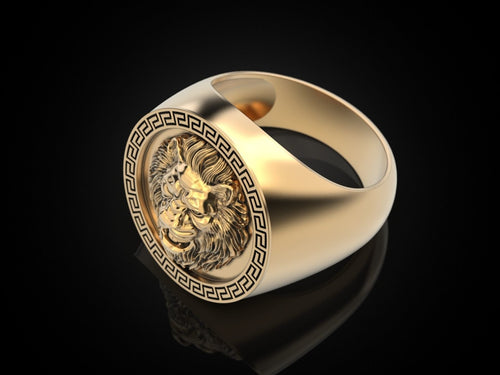 Dazzle Dime Lion Signet Ring DAZZLE DIME™